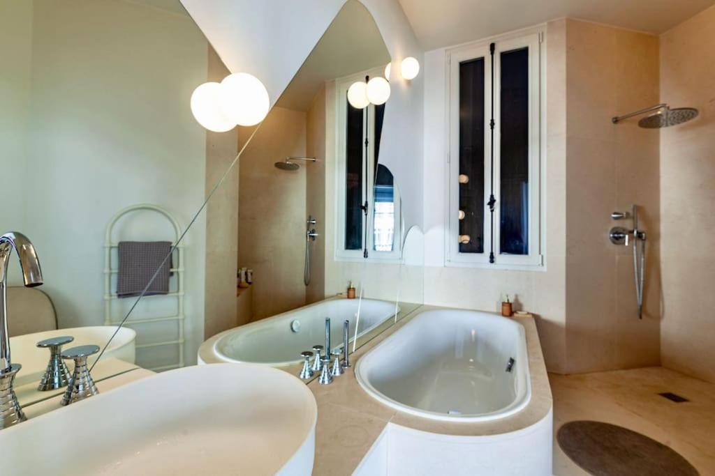 Lux Art Deco, Voltaire Appartement Paris