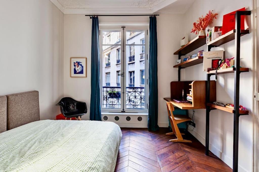 Lux Art Deco, Voltaire Appartement