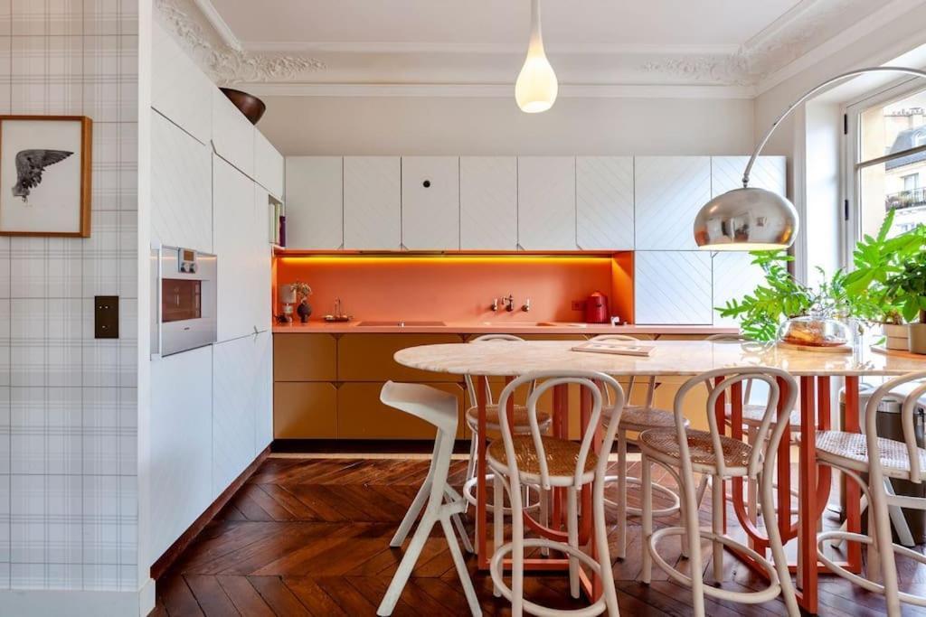Lux Art Deco, Voltaire Appartement