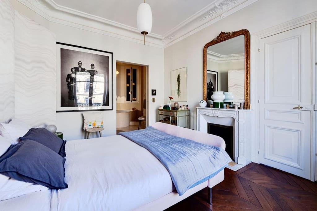 Lux Art Deco, Voltaire * Paris